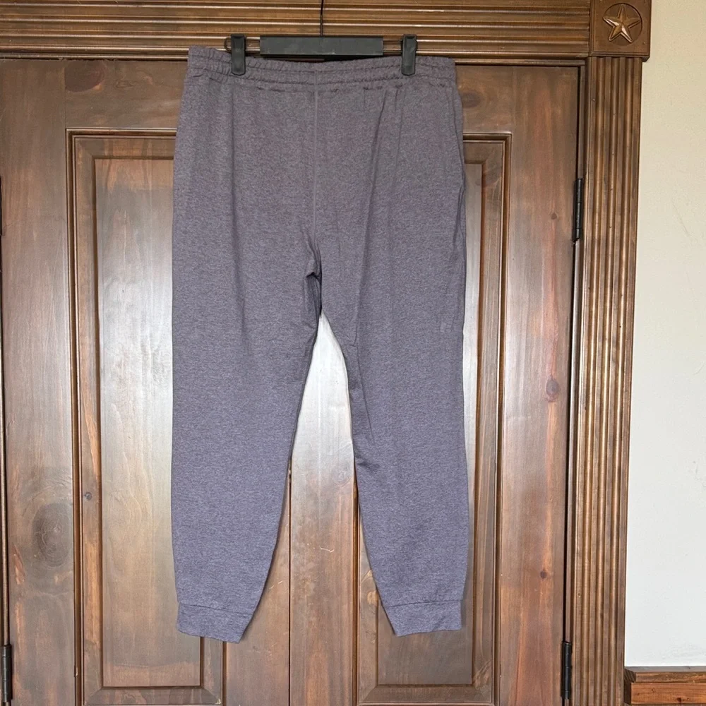 Vuori Performance Joggers in Sawyer Heather Size Large - Picture 4 of 4